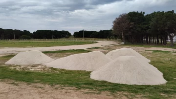 Solicitan que realicen obras de mantenimiento en el Polideportivo Municipal