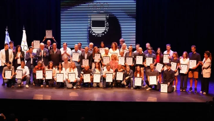 Se celebraron los 100 años del olimpismo nacional y los 30 años de los Panamericanos en Mar del Plata