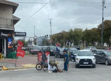 Atropellaron a una mujer en 75 y 42