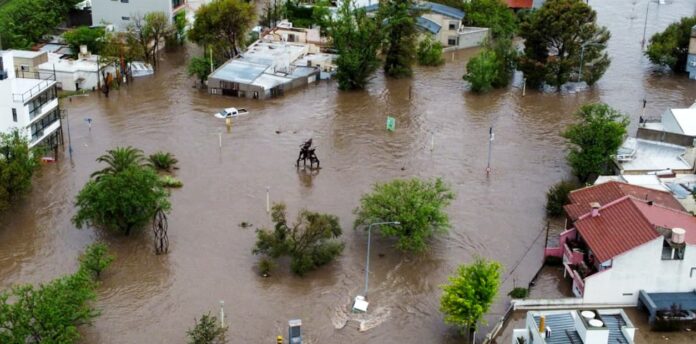 Bahía Blanca: ya son 13 las personas fallecidas y aún no está claro cuántos desaparecidos hay