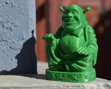 Le rezó durante 4 años a una figura de Shrek pensando que era Buda