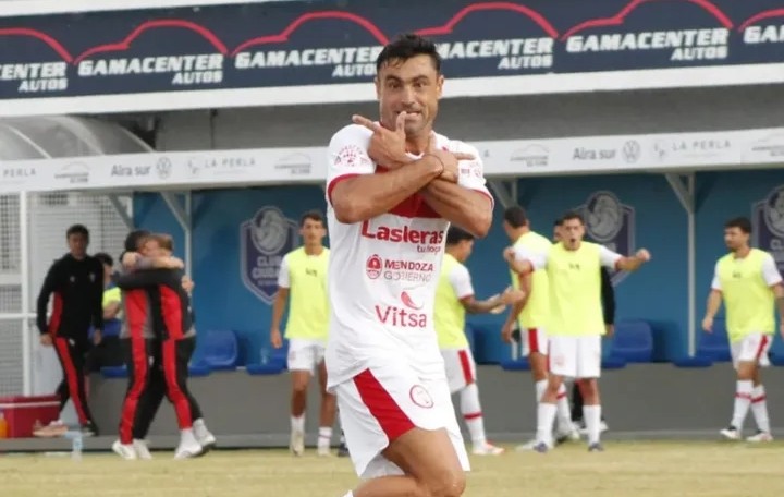 El necochense “Pastel” Cérica anotó un gol en el debut de Huracán Las Heras mendocino