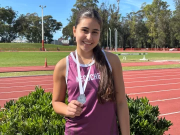 Un salto triple gigante: Rosario Coronel se consagró campeona Provincial de Mayores con récord personal