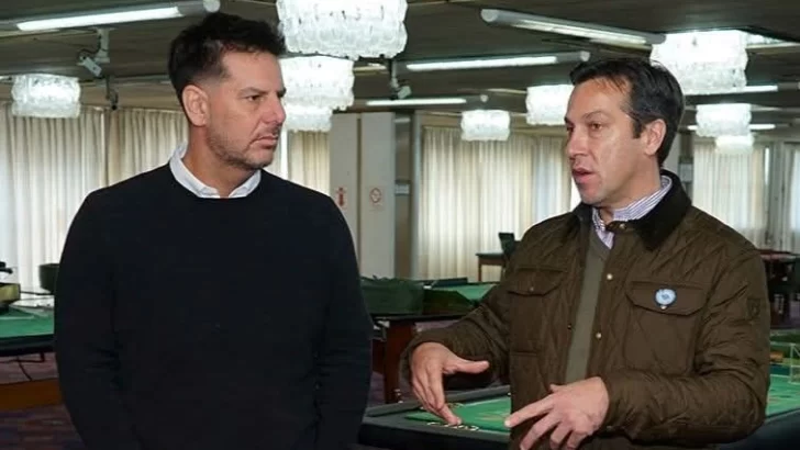 Rojas se reunió con el titular de Lotería y Casinos por la licitación de las tragamonedas