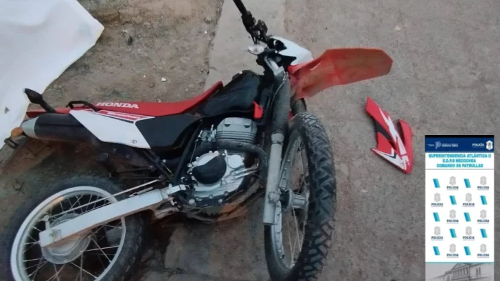 Un joven motociclista perdió la vida tras colisionar con una camioneta