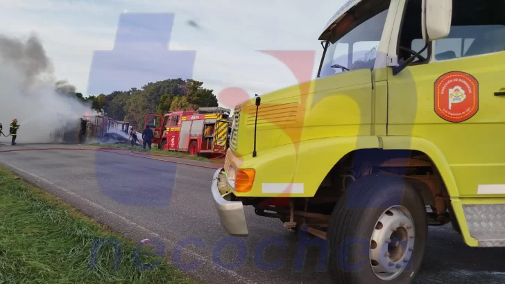 Vuelco e incendio de un camión en cercanías a Pieres