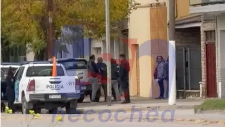 Asaltaron a una abuela que estaba con sus nietos. Se llevaron oro y dinero en efectivo