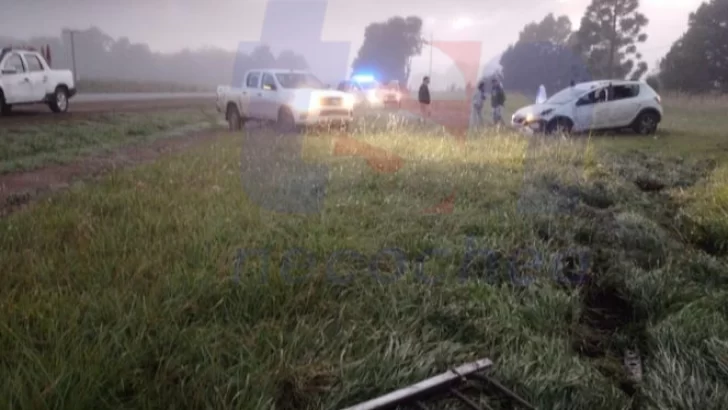 Accidente en la Ruta 88: dos vehículos involucrados quedaron sobre la banquina
