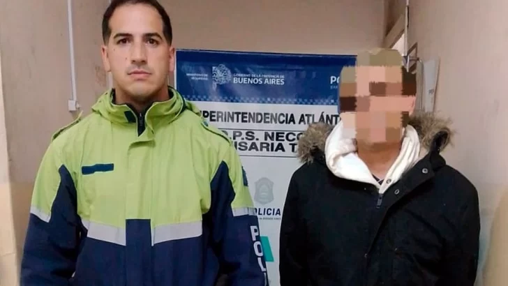 Quedó detenido tras agredir a su pareja e hijo