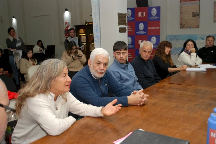 Avanza la creación de una comisión mixta de Arbolado público y poda
