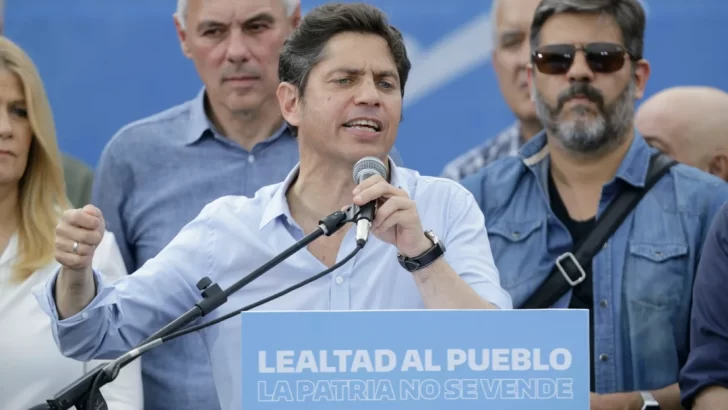 Kicillof apuntó contra Milei y Macri y los acusó de “persecución política, mediática y judicial”