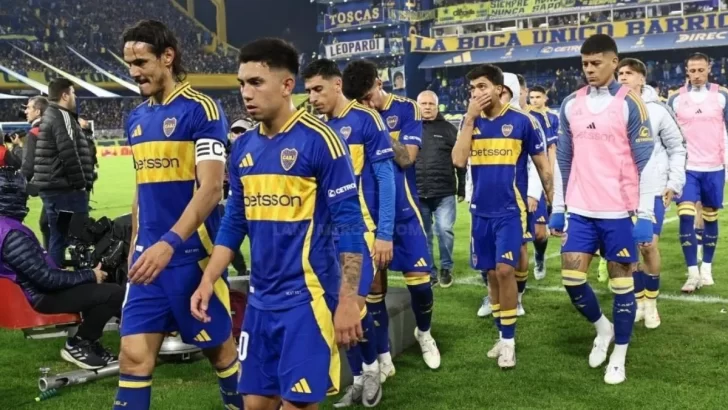 Video: ¡Arde Boca! La Bombonera explotó contra Riquelme y el Consejo de Fútbol