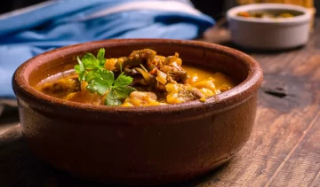 25 de mayo: ¿Por qué se come locro en Argentina?