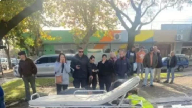 Falleció una mujer tras ser atropellada por una camioneta