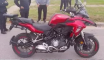 Atraparon a menor de 15 años que se llevaba de tiro una moto