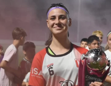 La rompió en Sportivo SC, se la llevó Estudiantes (LP) y ahora fue citada por la Selección Argentina Sub 15