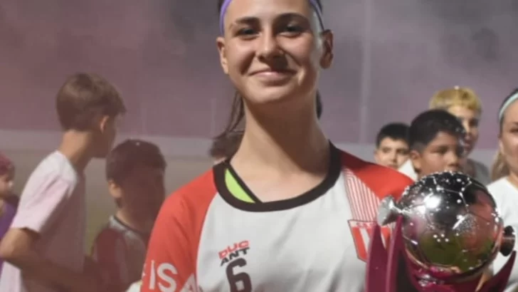 La rompió en Sportivo SC, se la llevó Estudiantes (LP) y ahora fue citada por la Selección Argentina Sub 15