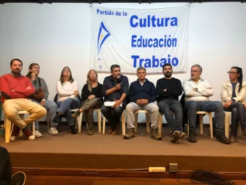 Fuerte apoyo a Axel en Necochea: lo ven como el nuevo líder
