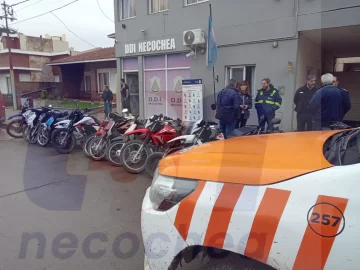 La DDI de Necochea secuestró motos y escapes ilegales