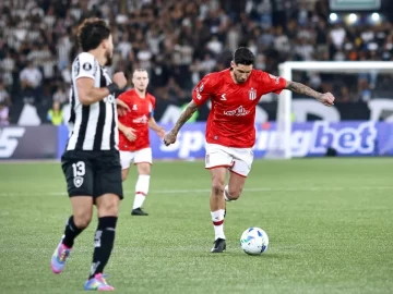 Estudiantes perdió con Botafogo y buscará el pase a octavos ante Carabobo en La Plata
