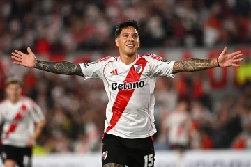 River goleó a Independiente del Valle y ya está en octavos de final