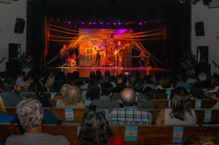Gala artística para conmemorar el 25 de mayo