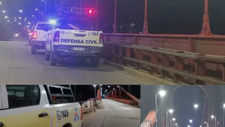 Dramático suceso en el Puente Colgante: policías y Defensa Civil impidieron el suicido de un hombre