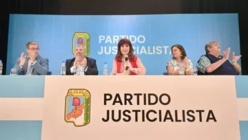 El PJ advirtió que desdoblar le “quita fuerza al proyecto nacional” del peronismo para enfrentar a Milei