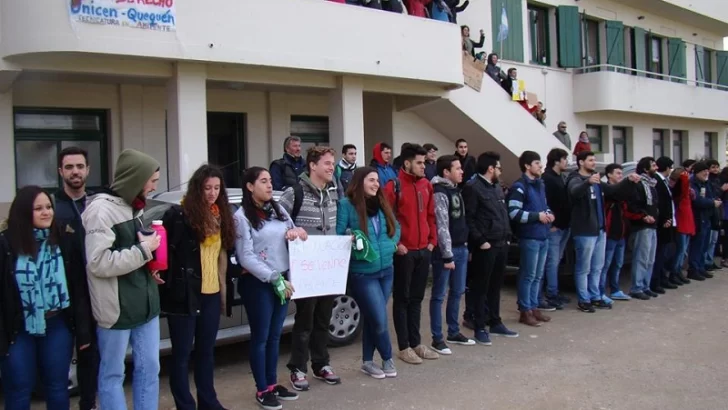 Primer Encuentro de construcción artística en UNICEN Quequén