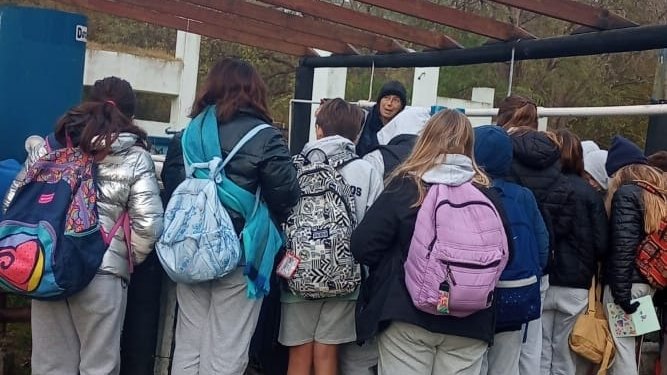 La estación de Piscicultura capta una creciente atención en escuelas y jardines del distrito