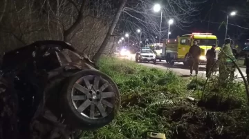 Accidente en la ruta 88: un muerto tras chocar con un poste de hormigón