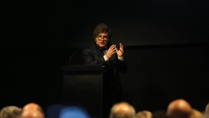 Milei, durísimo: llamó “pichón de Stalin” a Kicillof