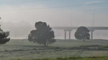 Niebla y heladas en el Puente Dardo Rocha