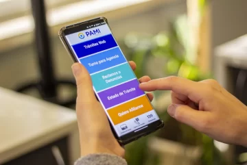 PAMI lanza su nueva app para jubilados: cómo funciona y qué trámites se pueden hacer