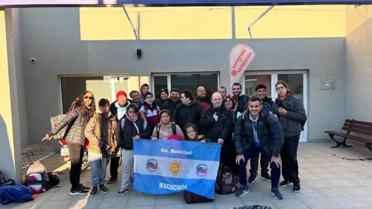 Necochea dijo presente en encuentro regional de natación adaptada