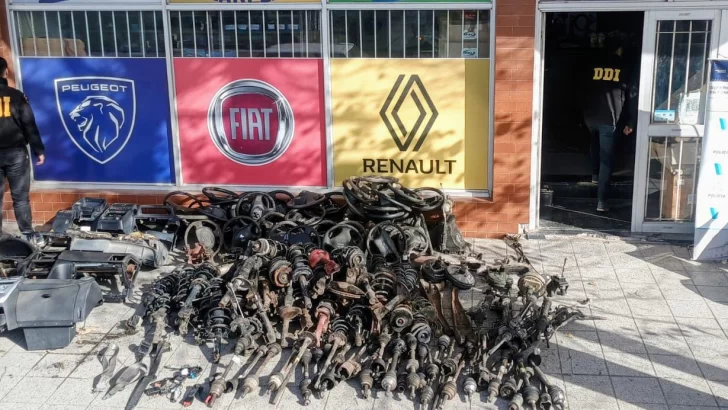 Clausuraron un comercio y secuestran gran cantidad de autopartes