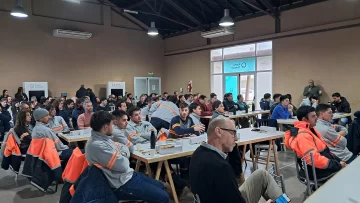 Capacitaron a trabajadores sobre prevención del riesgo eléctrico