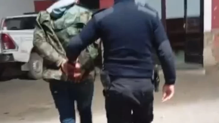 Violento episodio en pleno centro de Necochea: un hombre agredió a menores y terminó hospitalizado