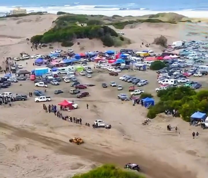 Con masiva presencia del público se corrió la fecha de safari y areneros 1300 en Costa Bonita