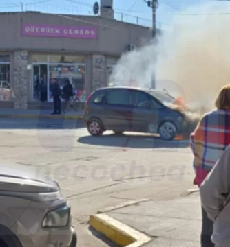 Se incendió un auto en Quequén