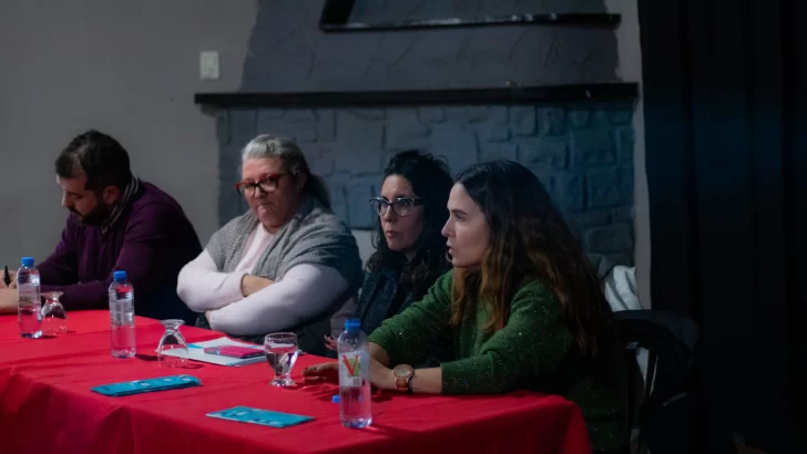 Interés de asociaciones en la presentación de Puerto Participativo