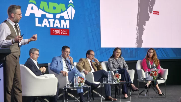 Jimena López participa en el Congreso de Asociación Americana de Puertos