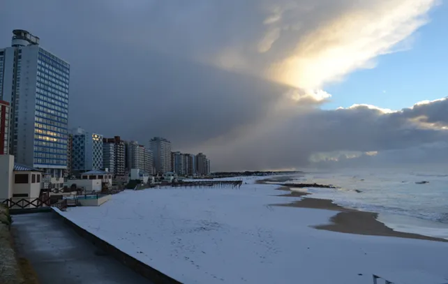 la-nieve-llego-una-fuerte-granizada-ocurrida-la-madrugada la-nieve-llego-una-fuerte-granizada-ocurrida-la-madrugada