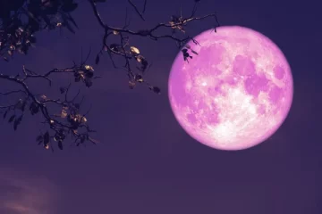 luna-llena-se-llama-luna-fresa-