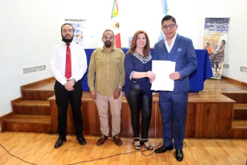 Entregaron en México reconocimiento que dio el Concejo Deliberante