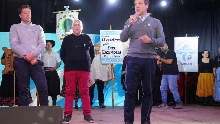 “Sigamos trabajando juntos para hacer cada día una patria más grande, soberana y justa”.