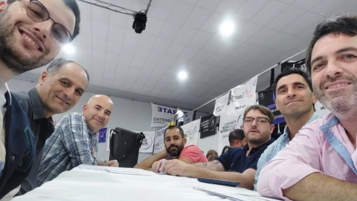 Los candidatos de La Libertad Avanza tienen la “Ficha Limpia”