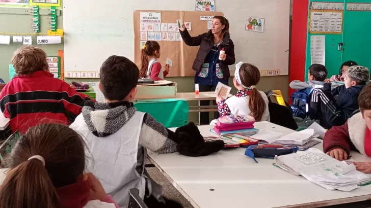 Se siguen replicando las charlas de educación ambiental en las escuelas