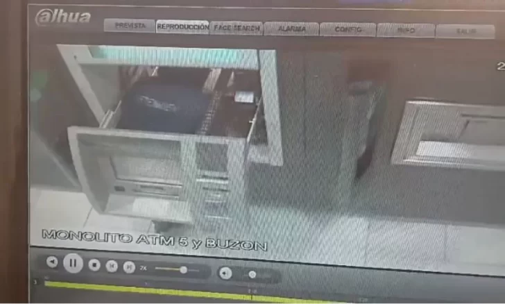 Video: detuvieron a dos ladrones que intentaron robar un cajero automático