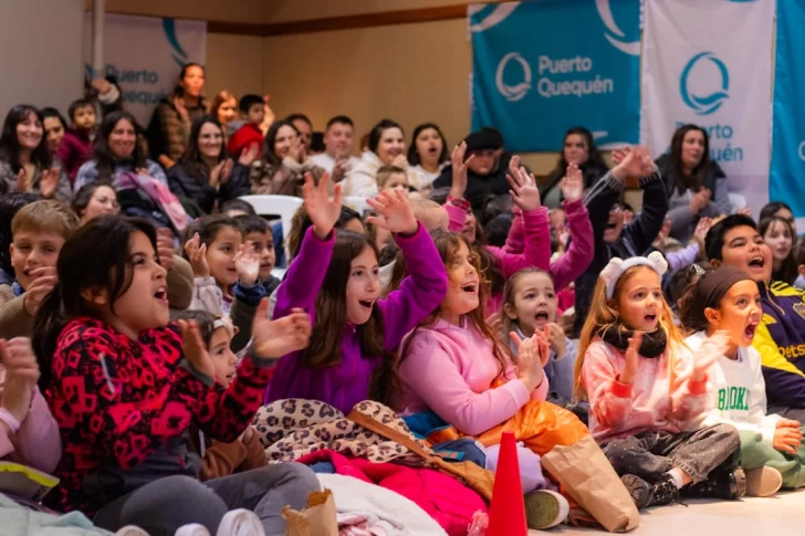La “División Murguita” de Puerto Quequén alegró a los niños del interior